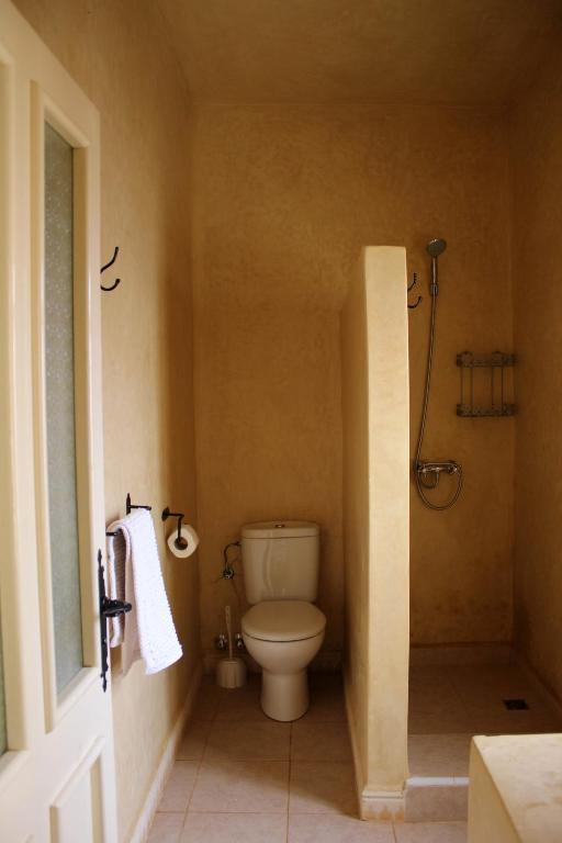 Un baño de Tifawin Home And Garden