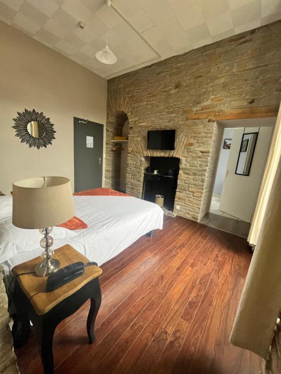 Hôtel de Bretagne - Double Room With Terrace