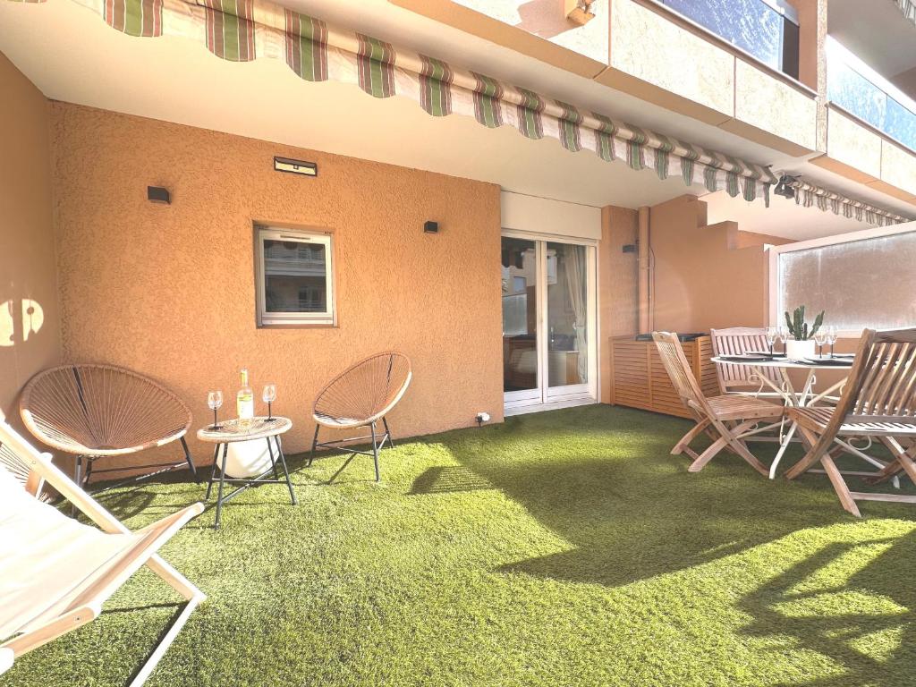 NOUVEAUTÉ-Charmant appartement LECACTUS avec terrasse au cœur de Ste-Maxime