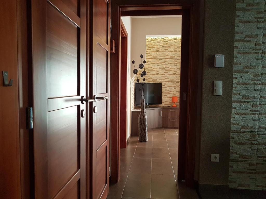 MgTels Apartman - with private parking - Superior Apartment