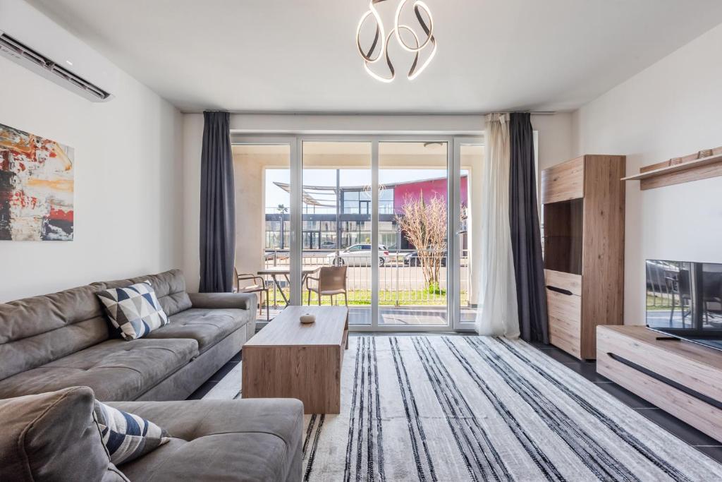 Coastal Haven Talea by PikHost