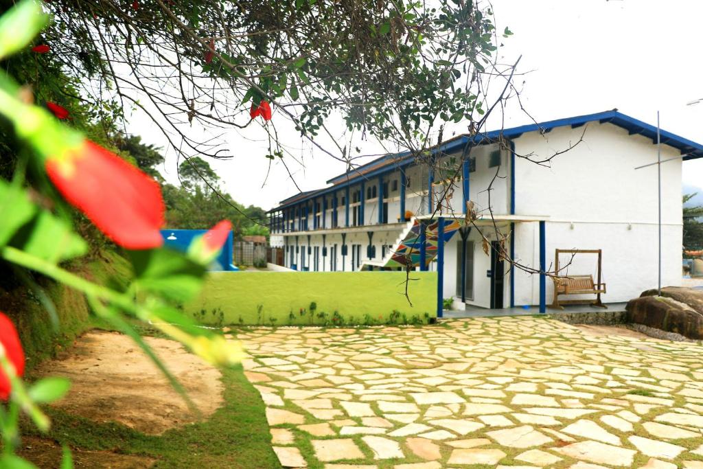  Cristama Residence Inn