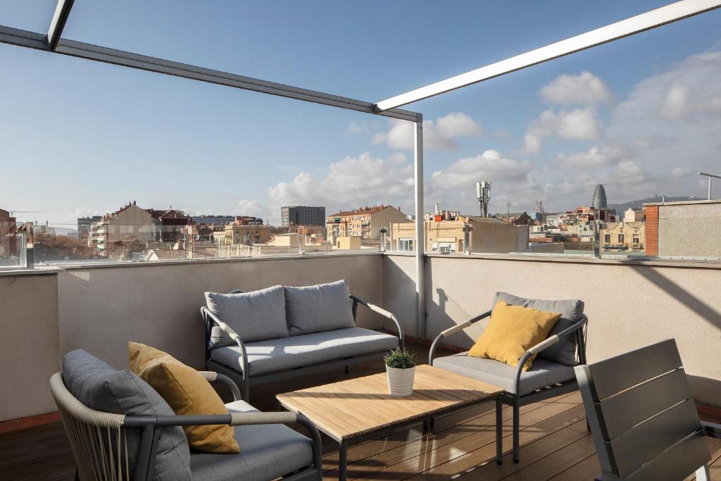 Feelathome Poblenou Beach Apartments