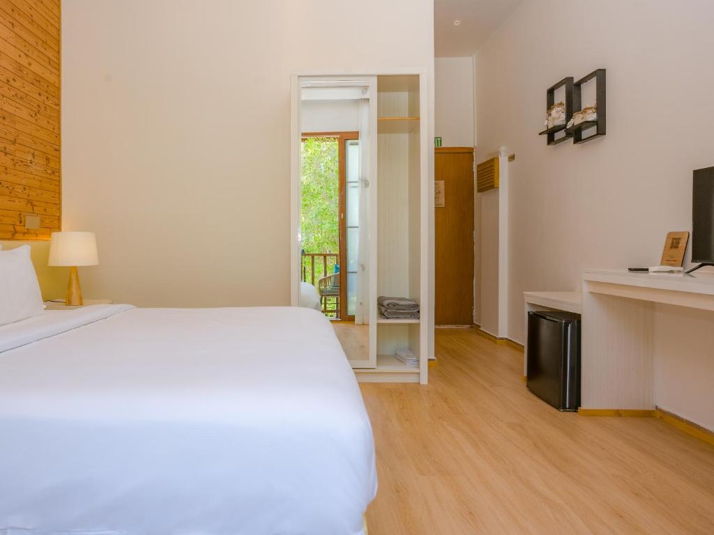 Thundi by Biosphere - 5