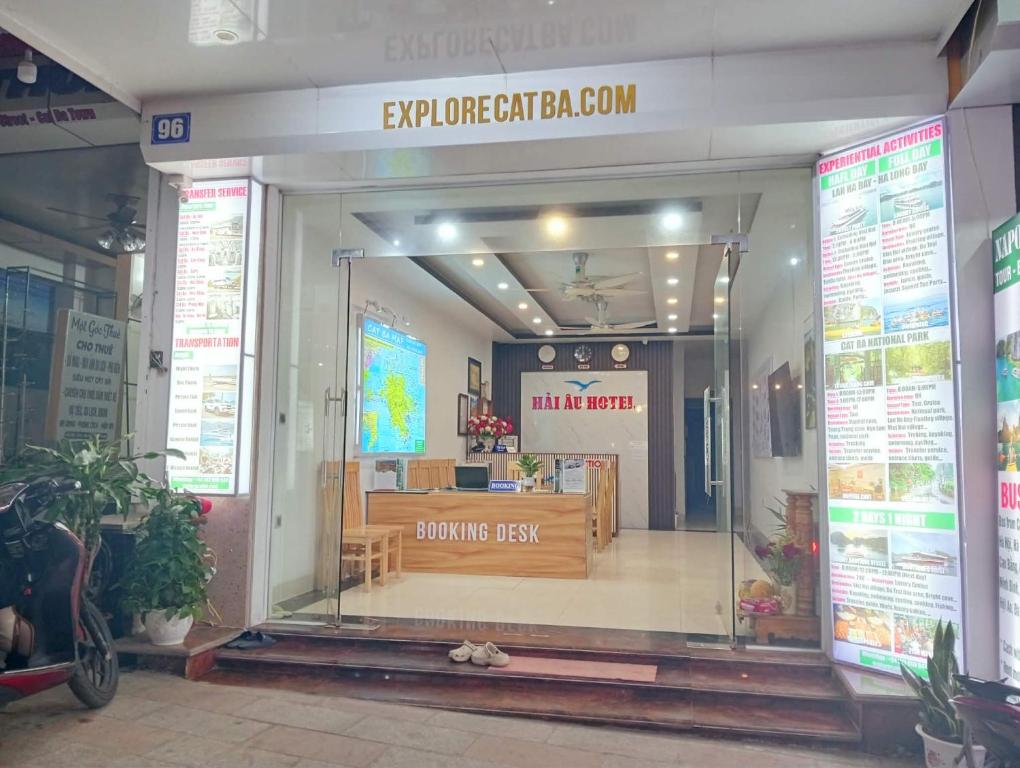 a store front with a sign that reads every corner gift bakery at Seagull Hotel in Cat Ba
