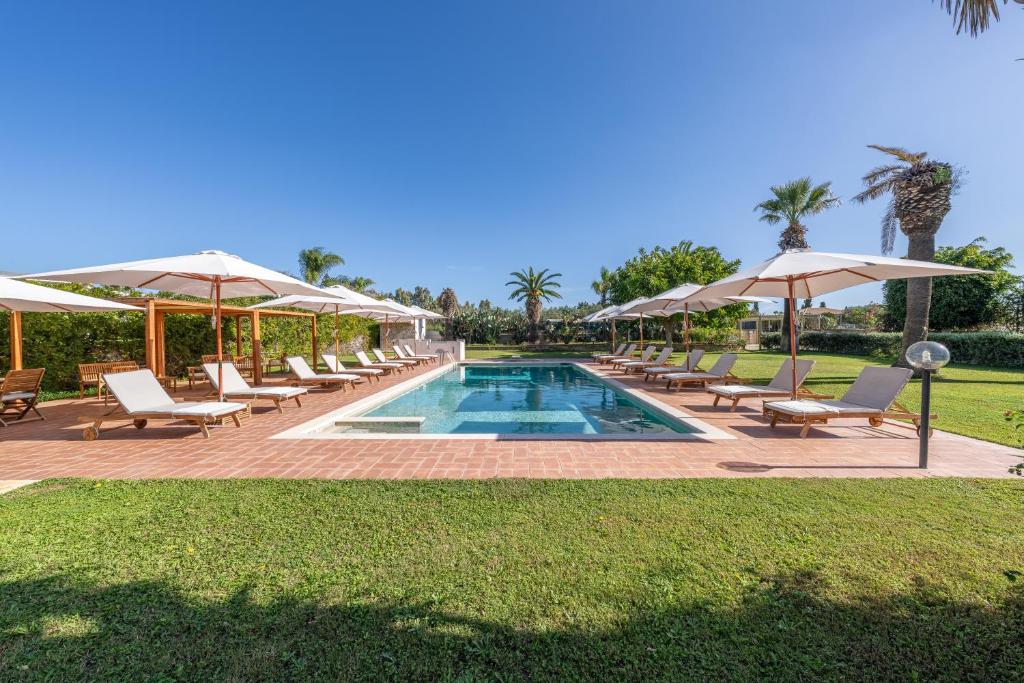 Villa Carlotta Resort