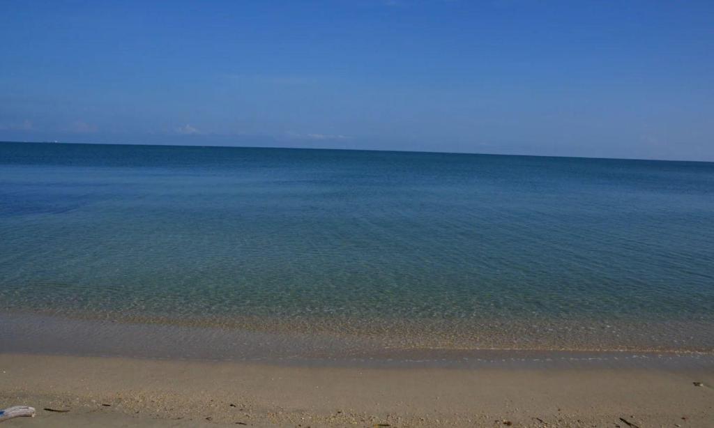 a view of the ocean from the beach at PLAYABRISAMAR in San Antero