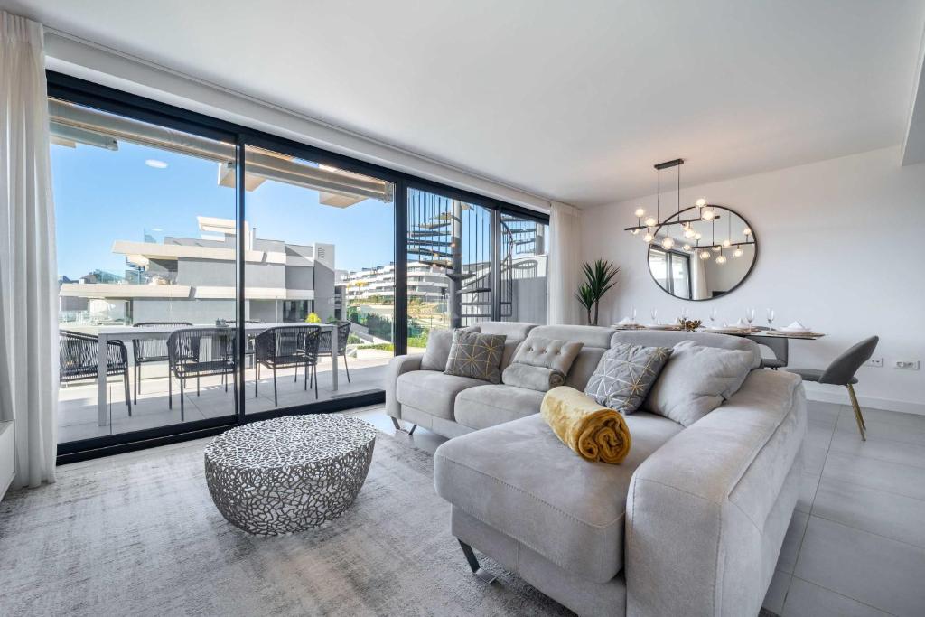 The Golden Oasis Penthouse