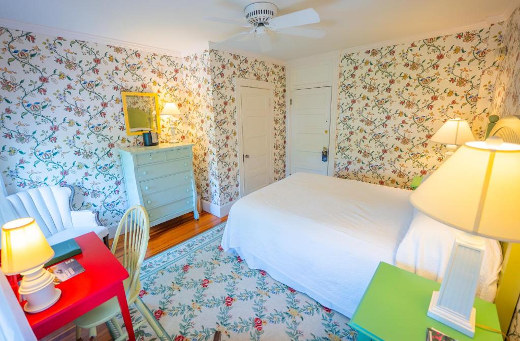 The Colony Hotel Kennebunkport - Regina Del Balcone Del Giardino
