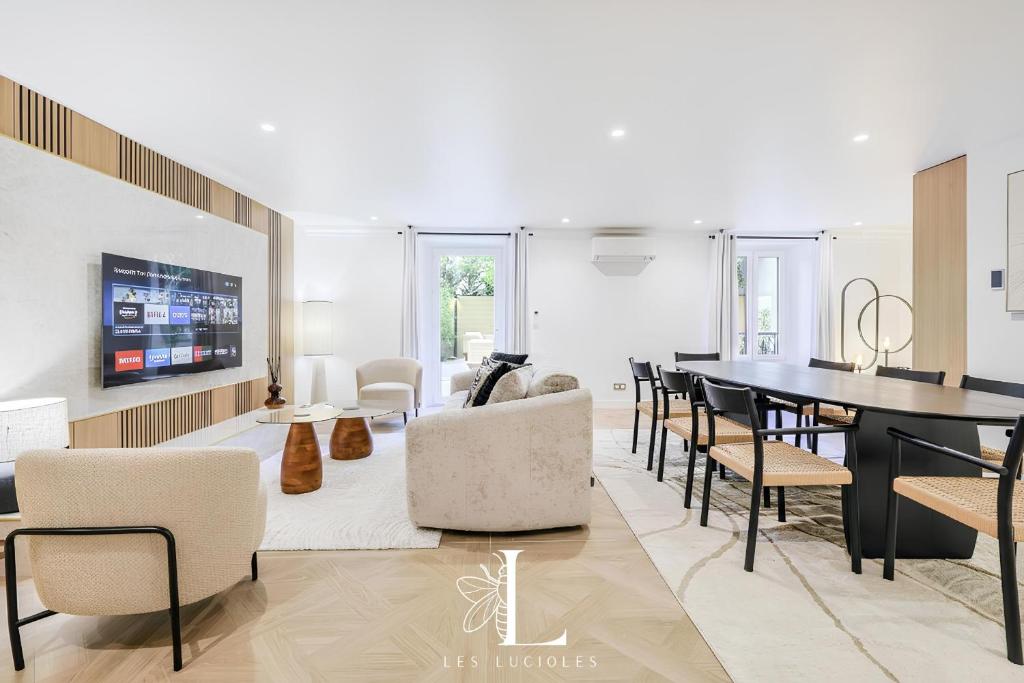 Les Lucioles 10 - Luxury Garden Apartment 3 Bedrooms - Sleeps 8
