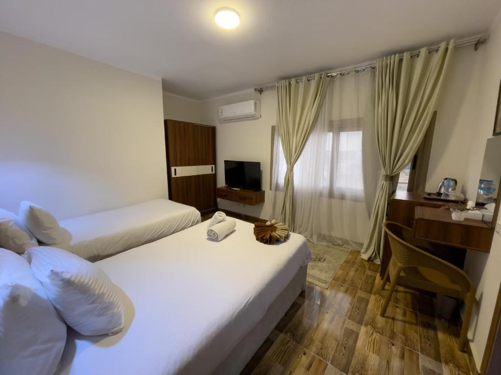 Pyramids Sunshine View - 11