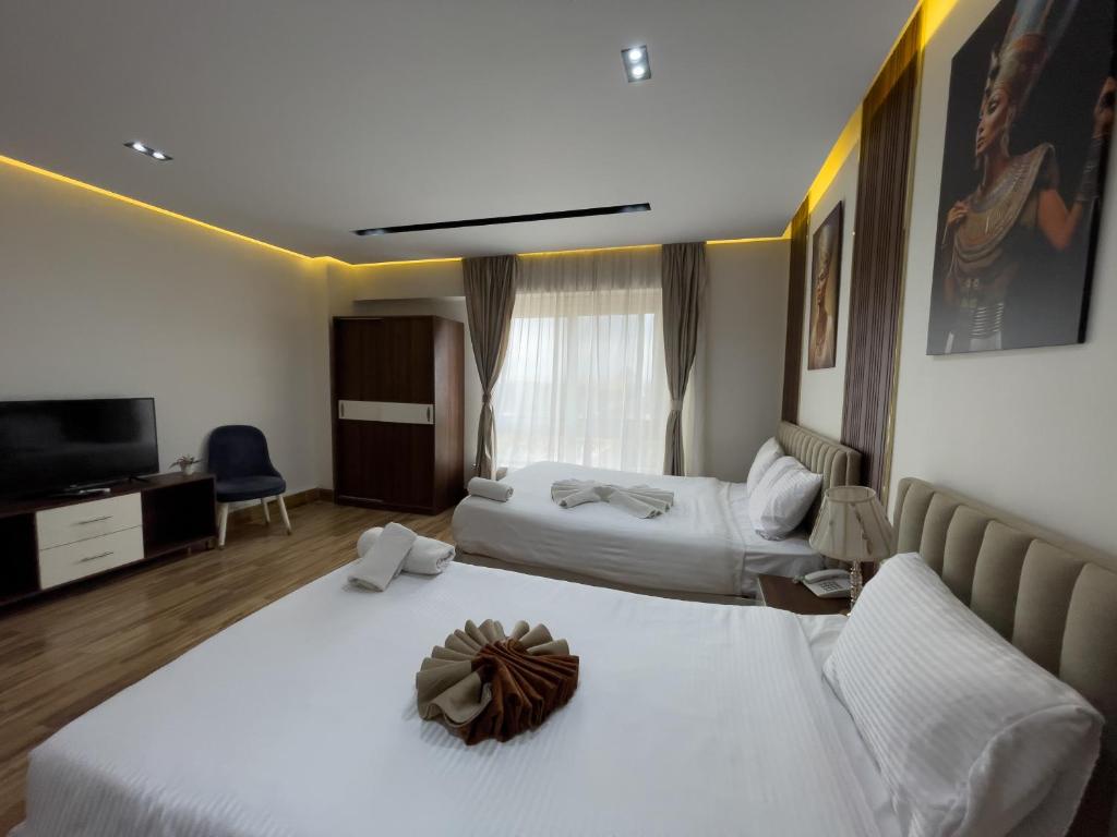 Pyramids Sunshine View - 2