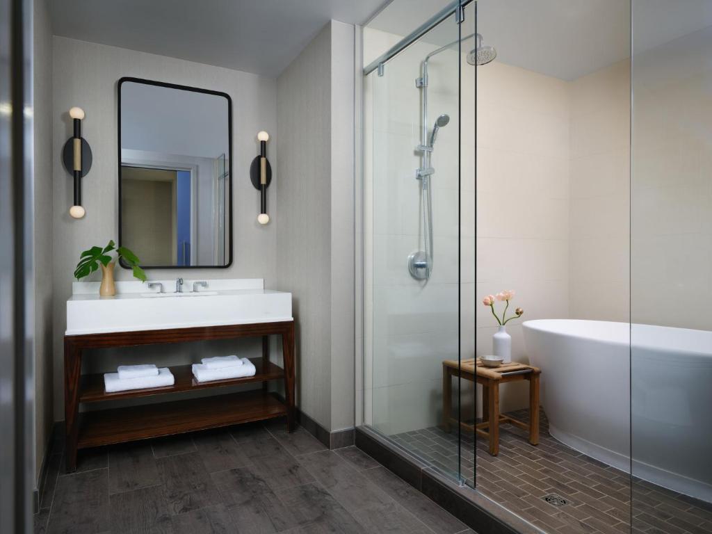 Kimpton Hotel Palomar Phoenix Cityscape, an IHG Hotel - 