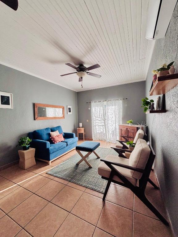 Island Breeze Villa, West End