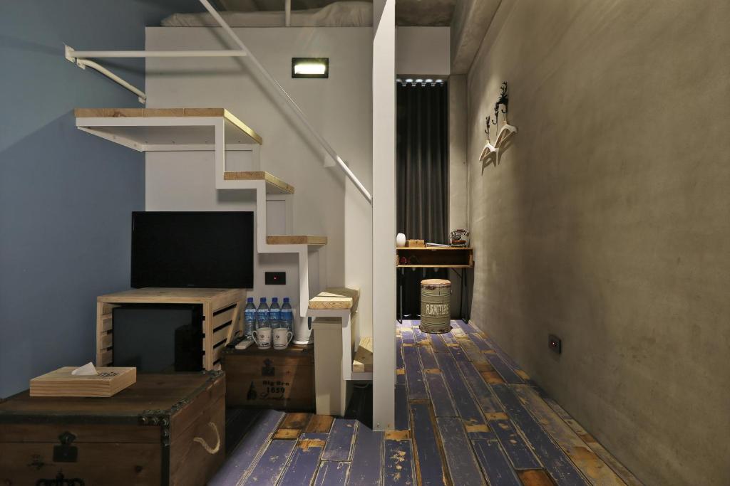 MINI HOTELS(逢甲館)的电视和/或娱乐中心