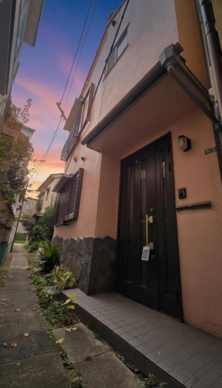 Nakano OSHIYO House