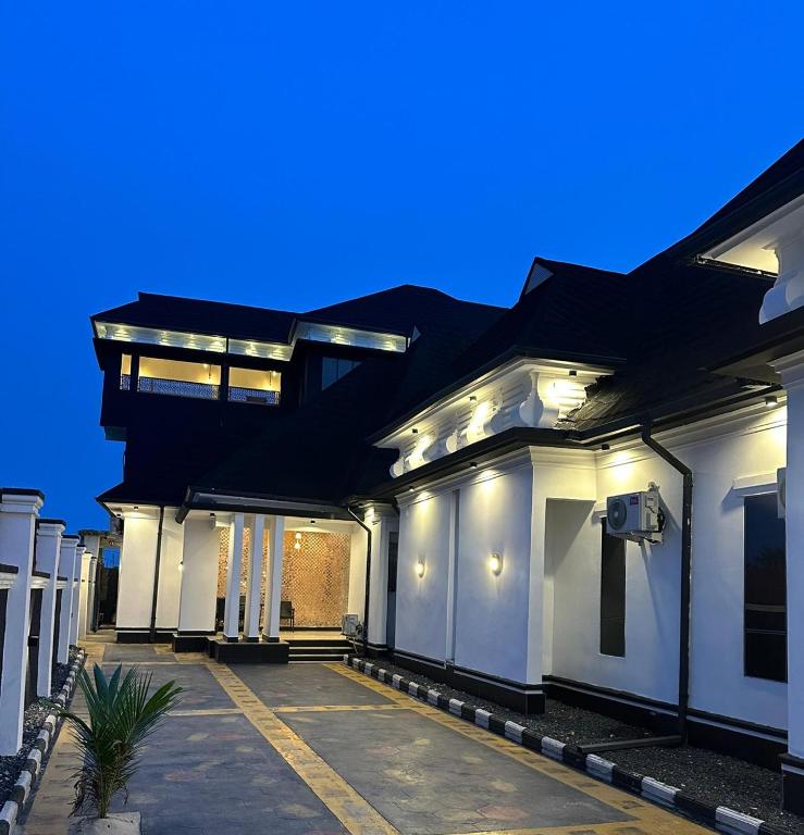 Gallery image of Salt Lake Hotels & Suites in Bonny