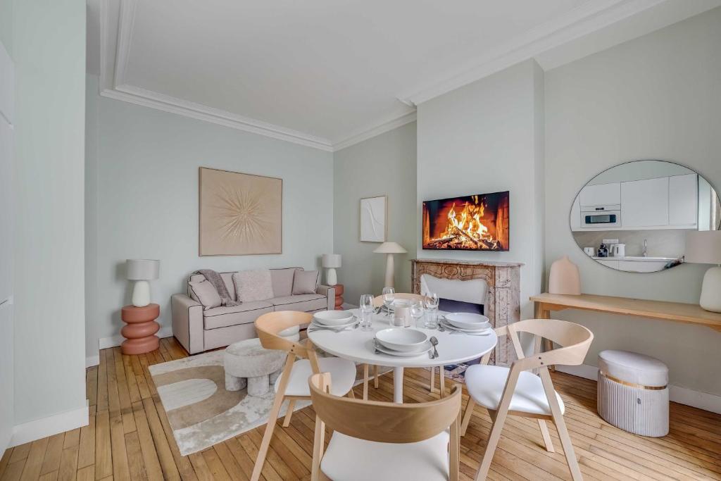 Design Apartment 1BR-4P - Monceau