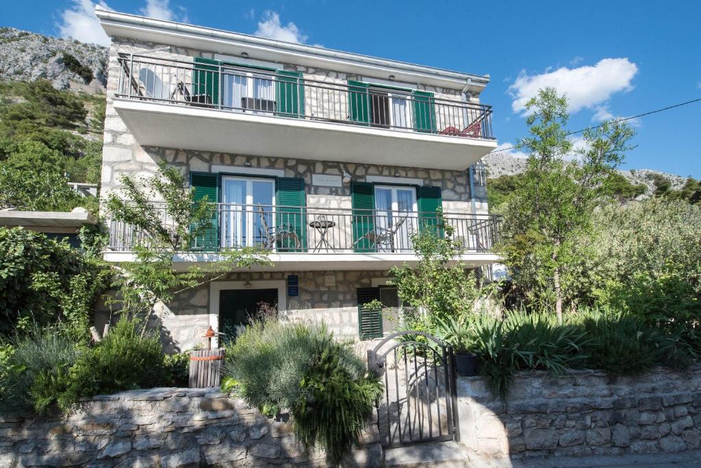 House Villa Danica