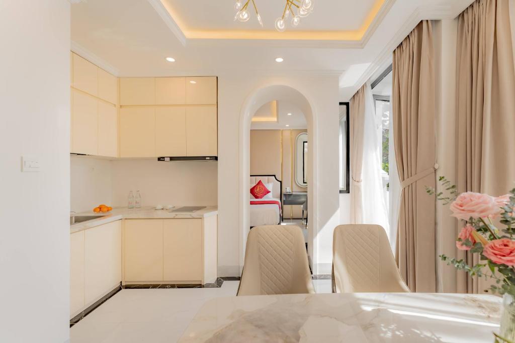 Bếp nhỏ tại Bailey Hotel Hue