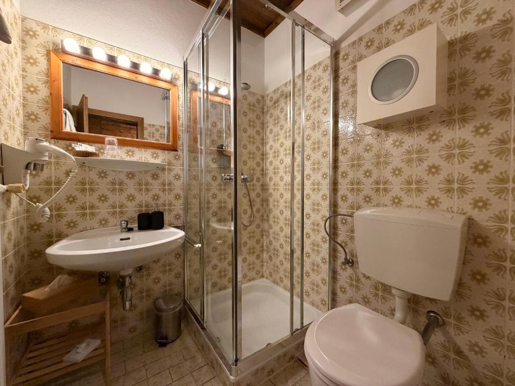 Boutique Hotel Alpenhof - 10