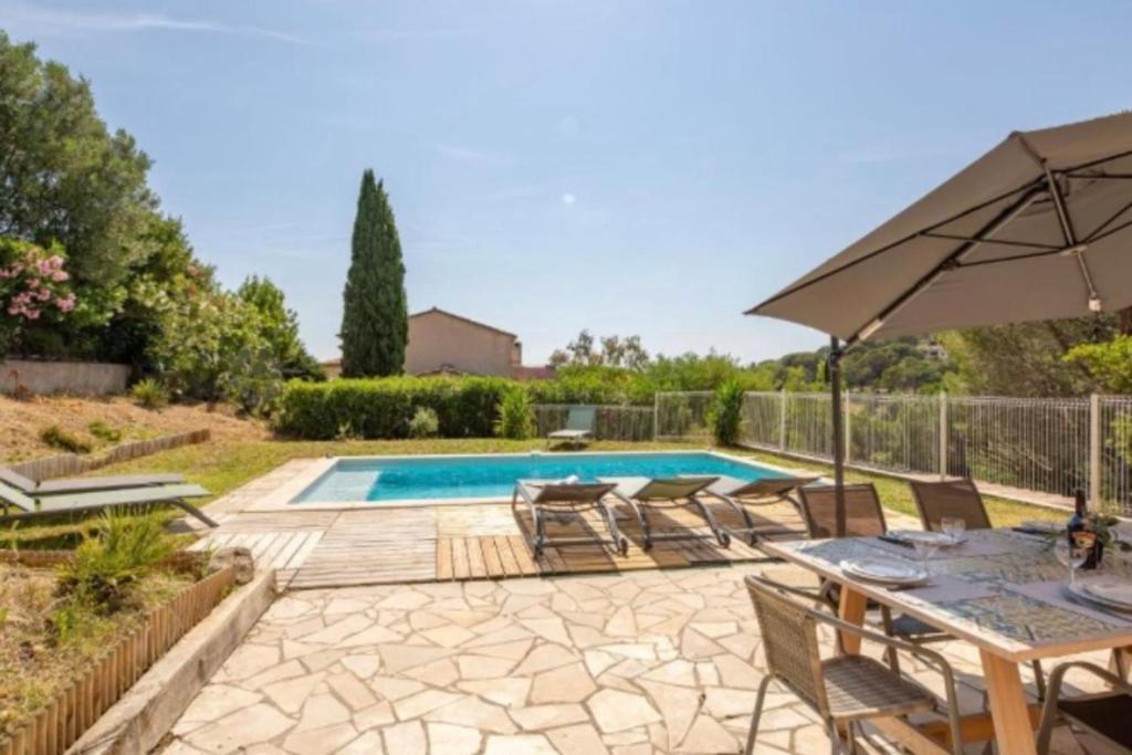 Spacious house with pool in Sainte-Maxime