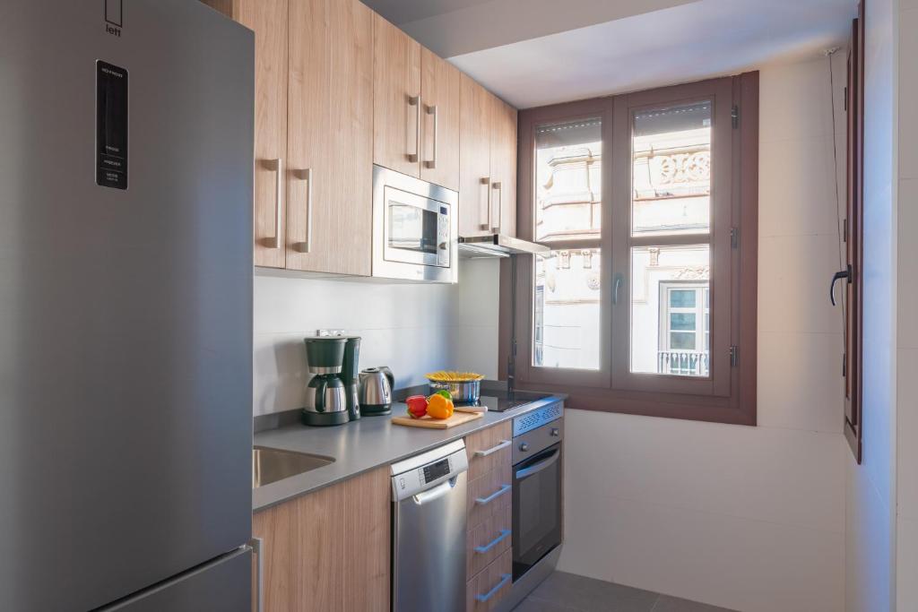 Feelathome Atarazanas Apartments - 14