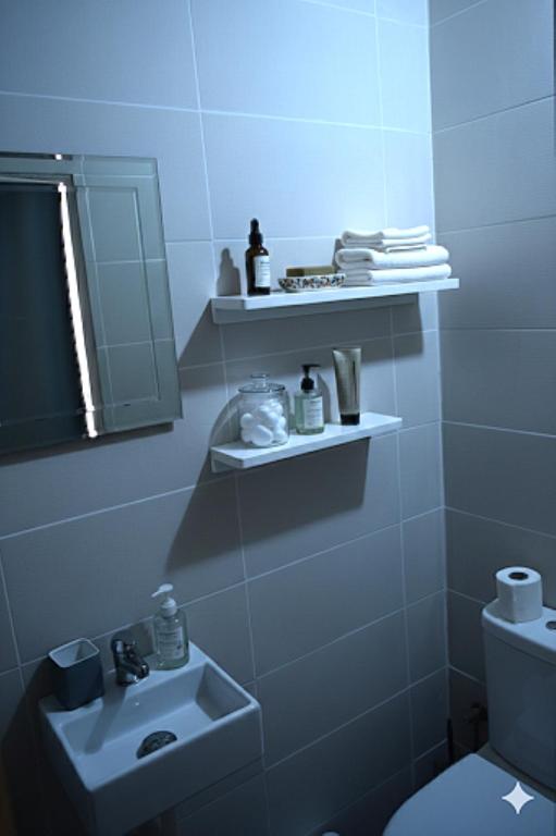 St George of Lydda B&B - 5