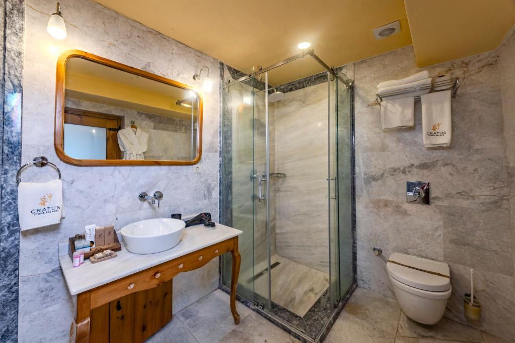 Cratus Stone Palace - 18