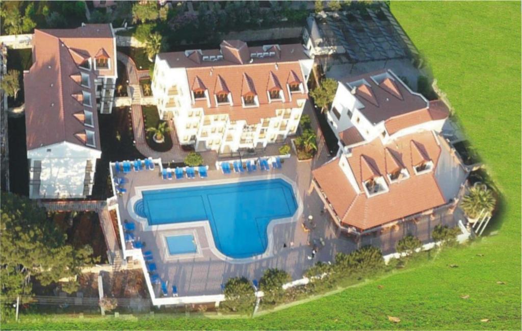 Vue panoramique sur l'établissement Hotel Leytur