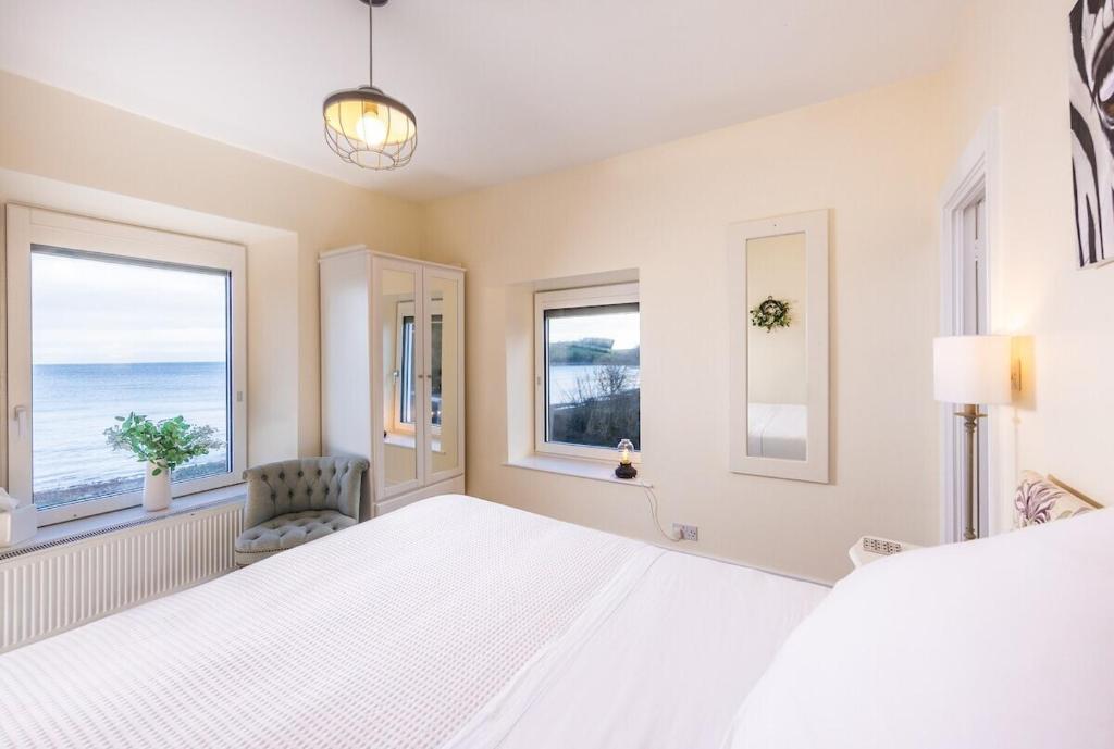 Manse On The Beach - Deluxe Twin Room