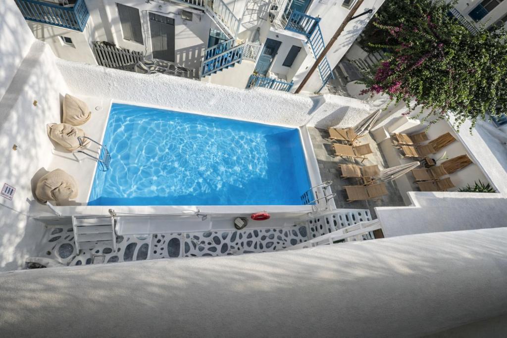 White Pearl Mykonos