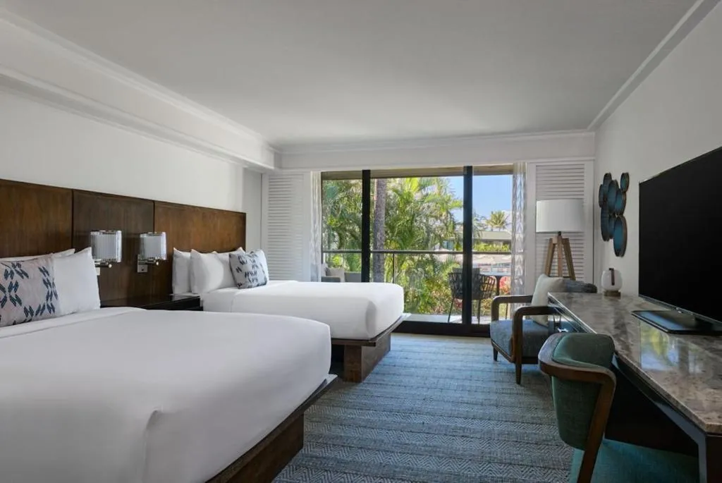 Partial Ocean View Queen