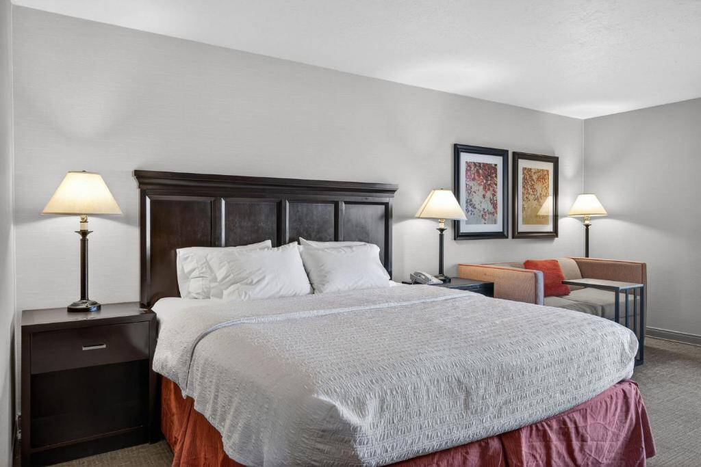 Hotel SLC photo
