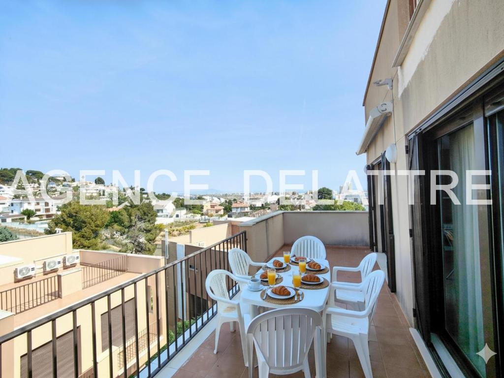 Appartement 2 chambres avec climatisation, parking, près des plages