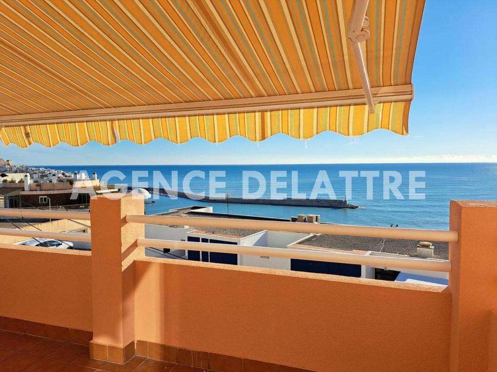 Appartement 2 Chambres à Peñiscola avec Wifi, Climatisation et Garage