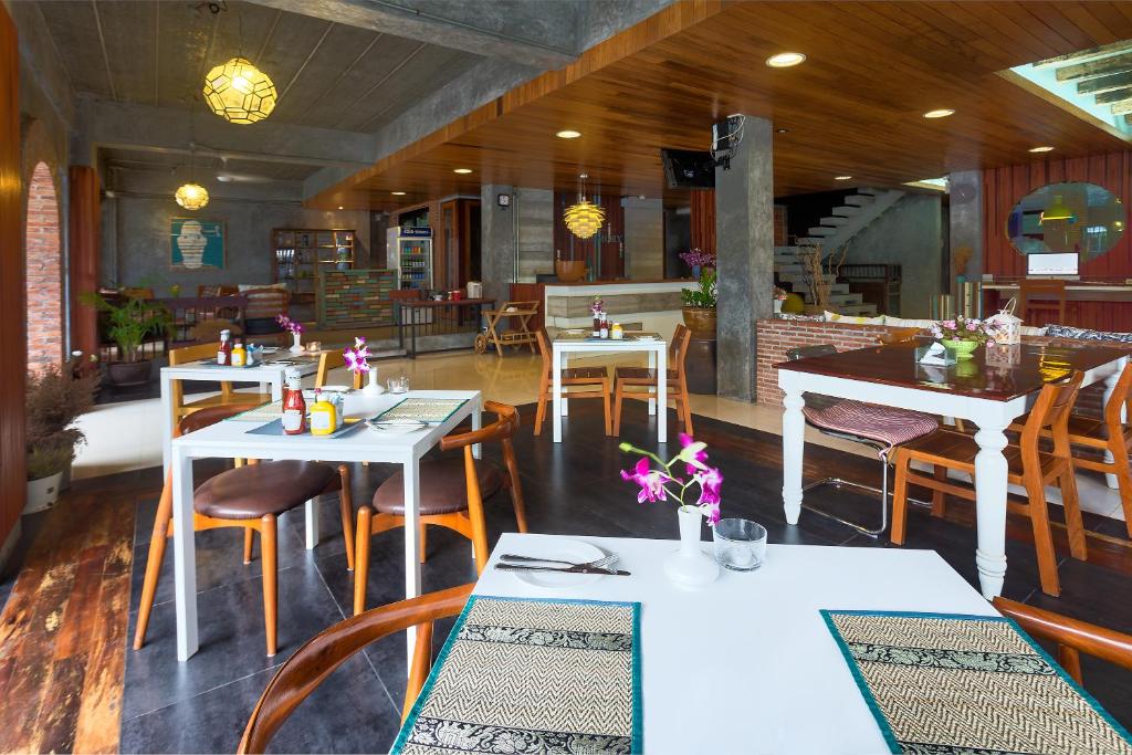 Restaurace v ubytování Memory Patong - SHA Certified