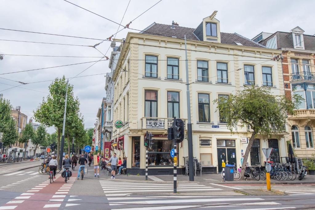 Nabolaget omkring hotellet eller i nærheden