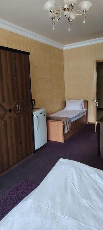 Anush Hotel