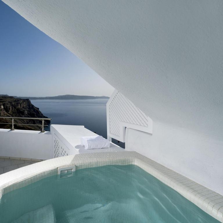 Tzekos Villas, Fira (updated prices 2025) - 16