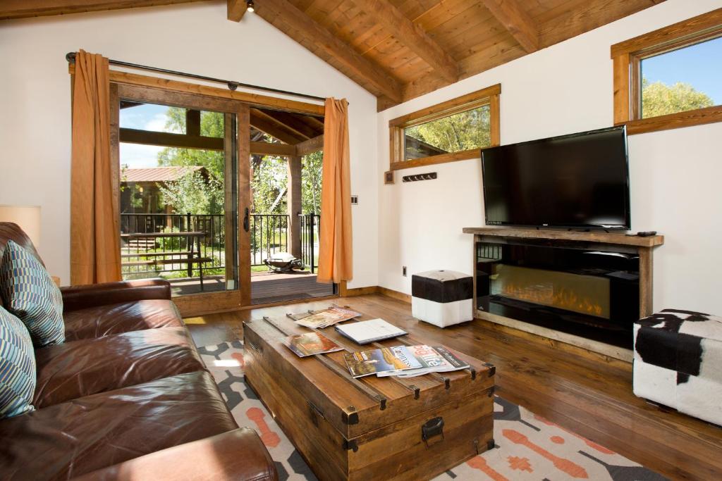 Fireside Resort photo