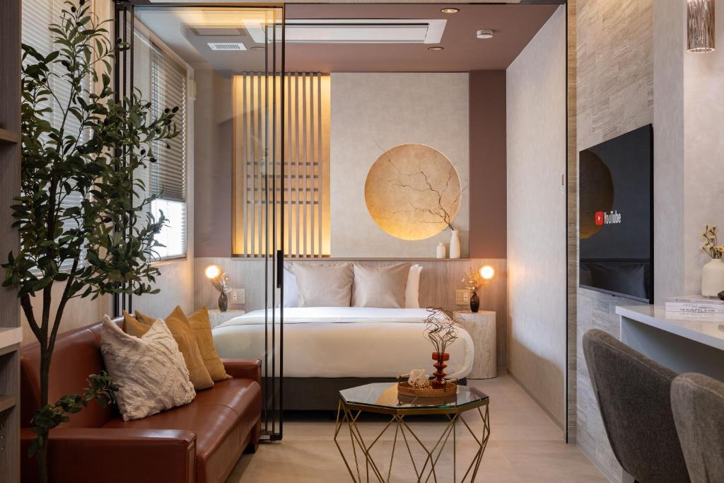 Bijou Suites Uka