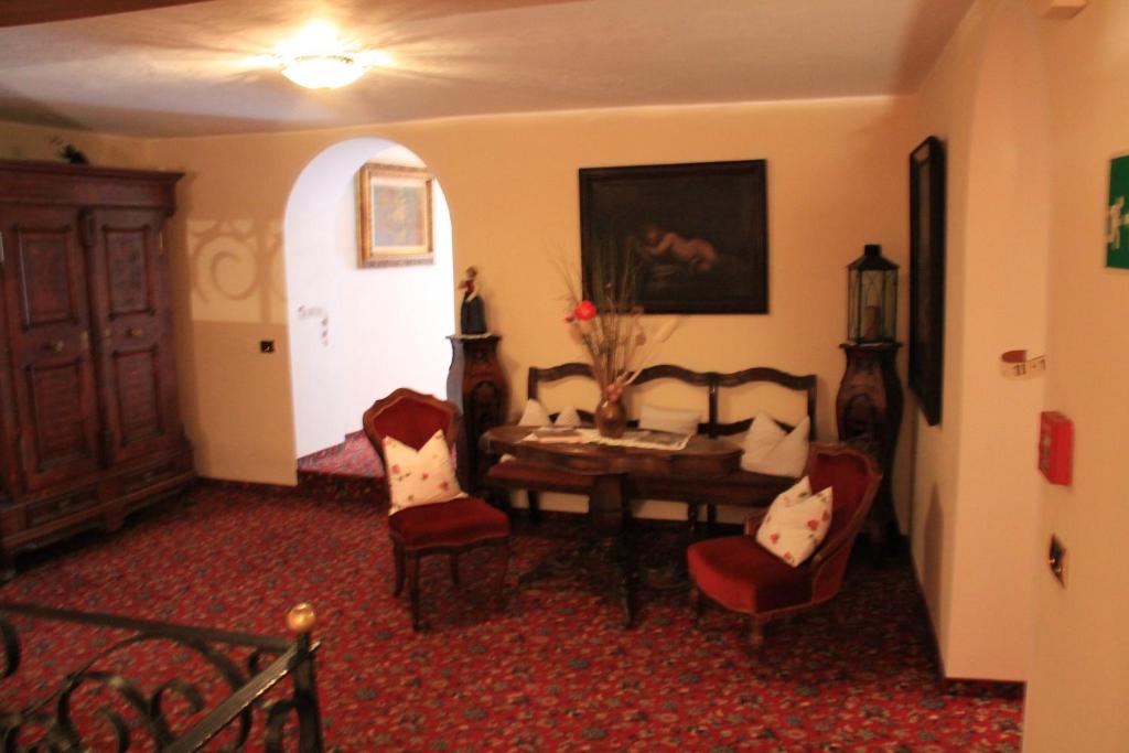 Posezení v ubytování Hotel B&B Gasthof Zur Linde