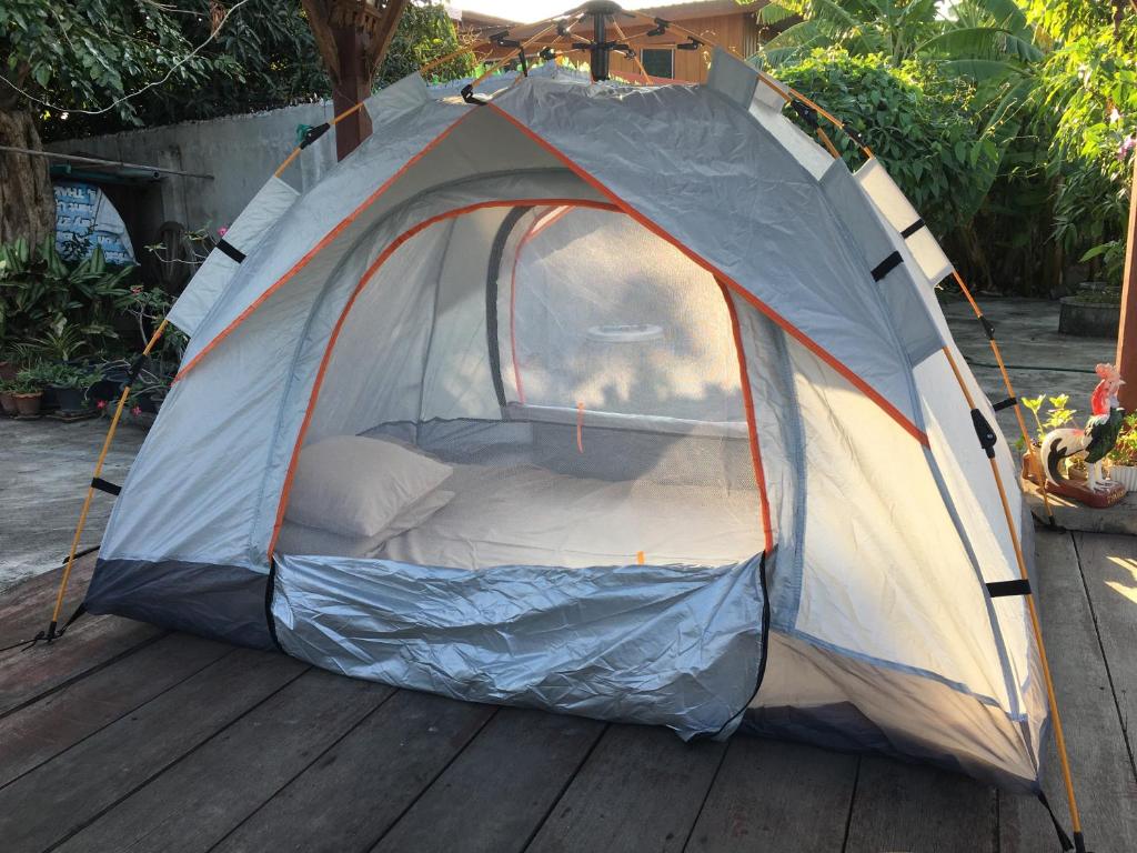 The Little Lopburi Village - Carpa