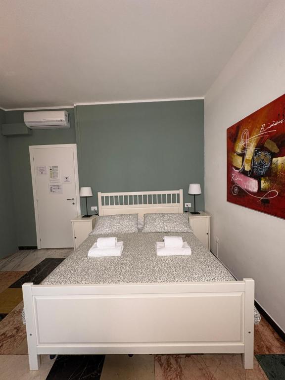 Delle Rose Rooms - Le Arche Verona - Habitación Doble Estándar Con Baño Compartido