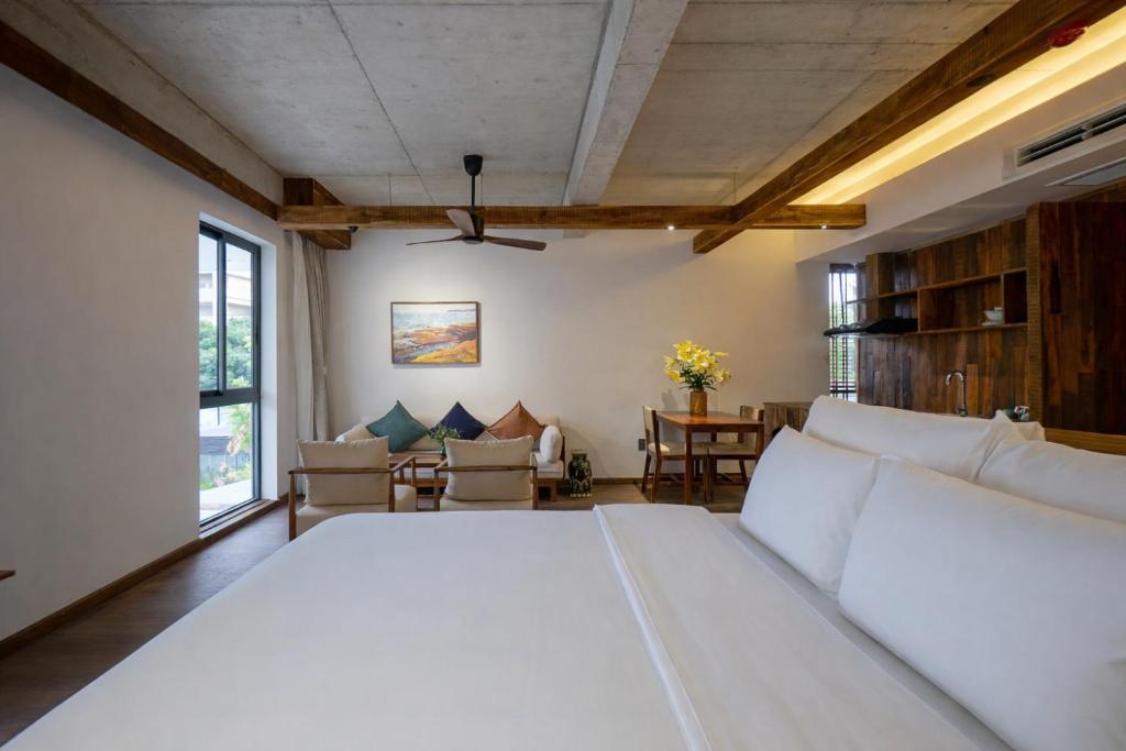 Studio Deluxe Có Giường Cỡ King
