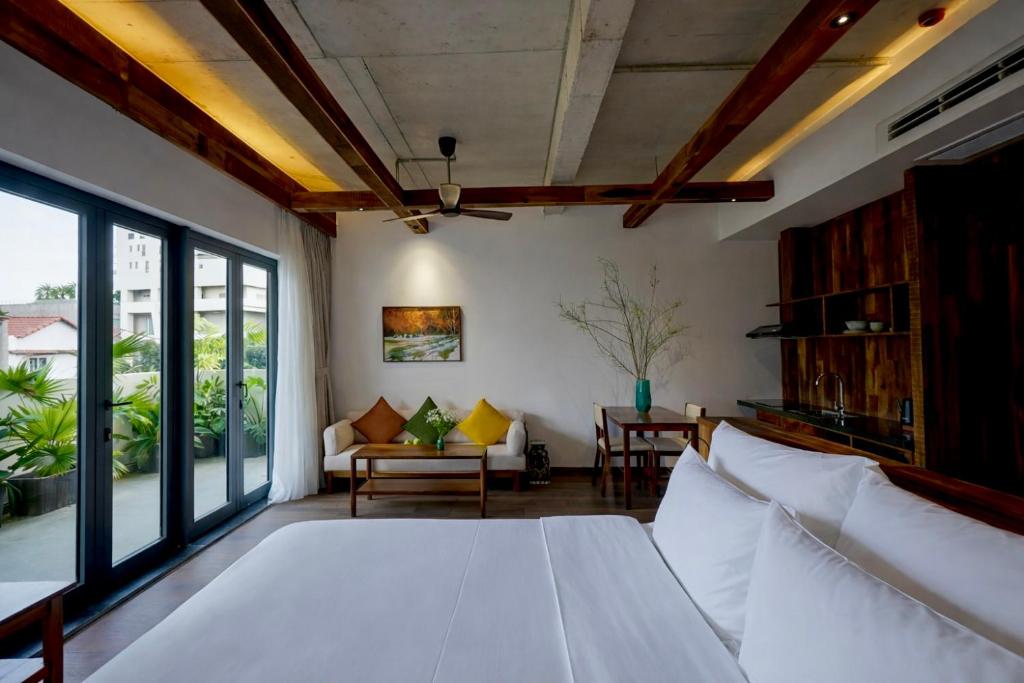 Studio Có Sân Hiên