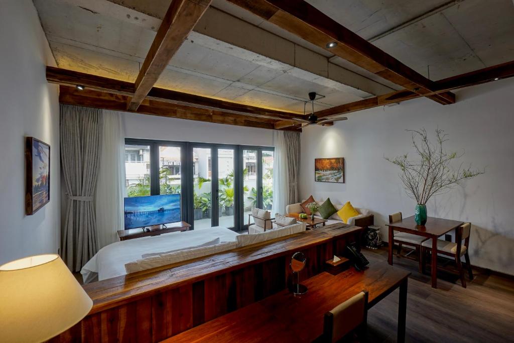 Studio Có Sân Hiên