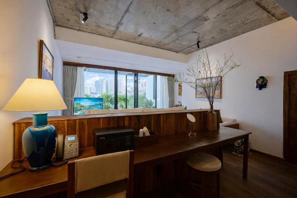 Suite Nhìn Ra Thành Phố
