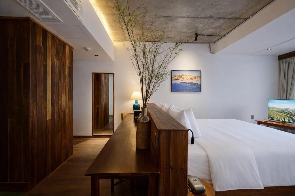 Suite Nhìn Ra Thành Phố